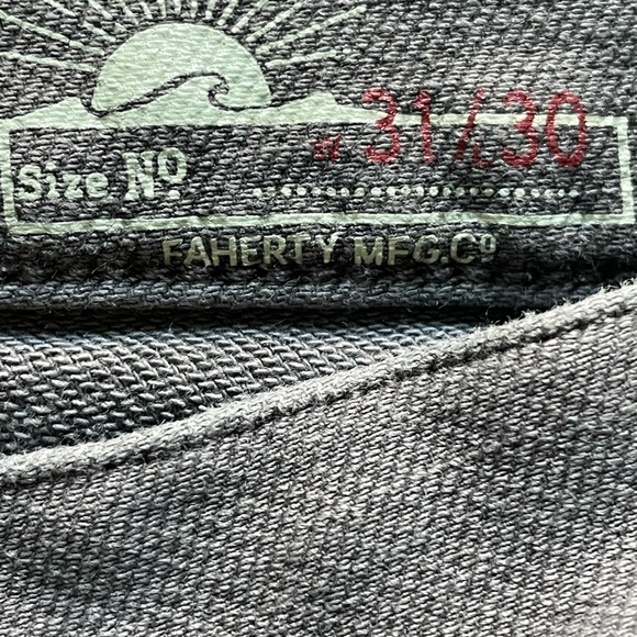 Faherty Stretch Terry Gray Pants with Classic Design 31/30 NWOT - Picture 9 of 9